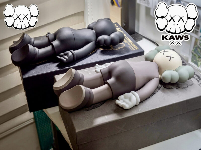 KAWS Companion 2020 Brown & Black Designer Vinyl Unbox