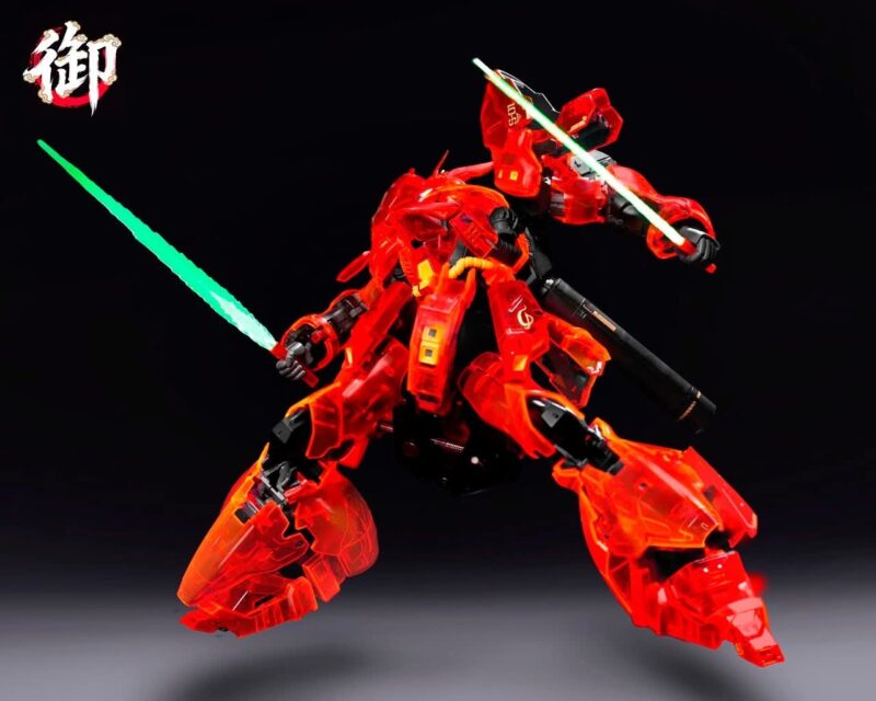 Imperial Kitchen Model Unveils 1/100 Upscaled RG Sazabi in Clear Colour